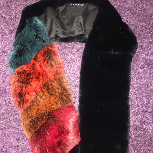 NWTTop Shop Faux Fur scarf - Picture 3 of 4